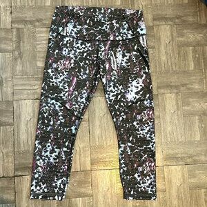 Lululemon crop leggings
